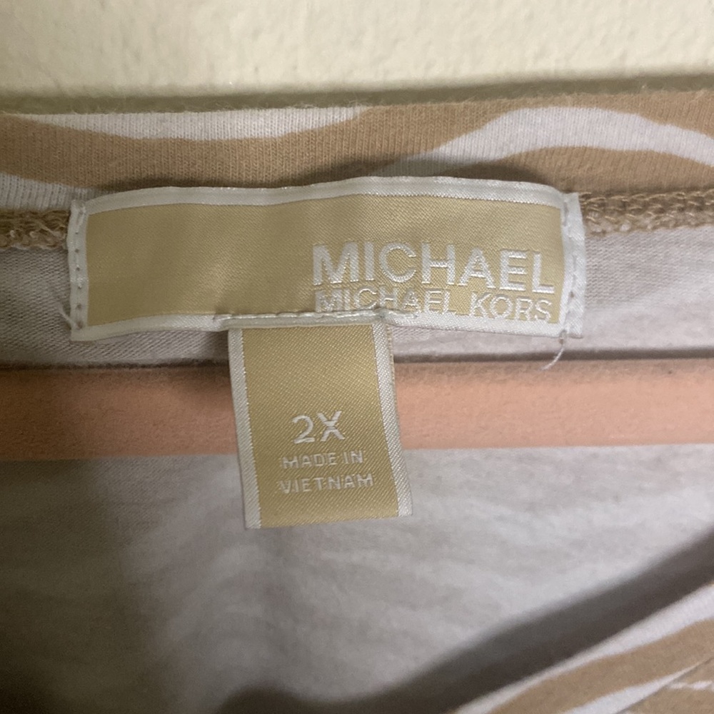 Plus size Michael Kors zebra print shirt ! - Picture 2 of 5